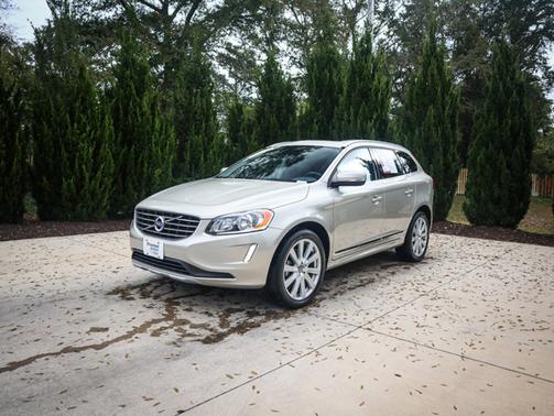 2017 Volvo XC60 T5 Inscription