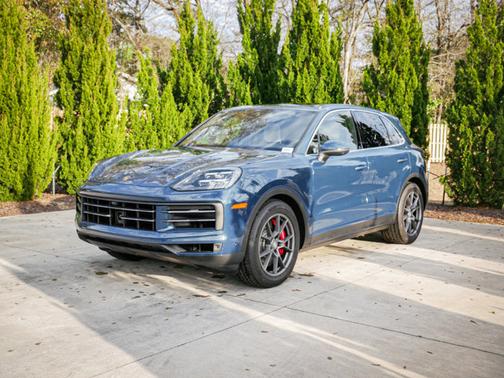2024 Porsche Cayenne S