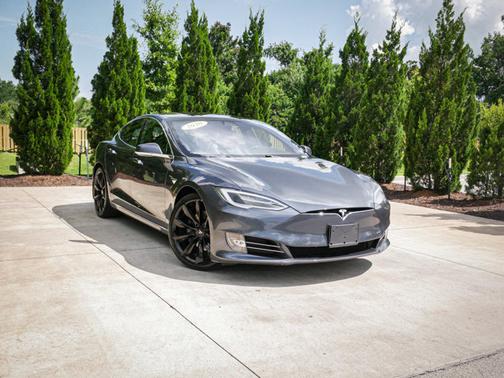 2020 Tesla Model S Long Range Plus