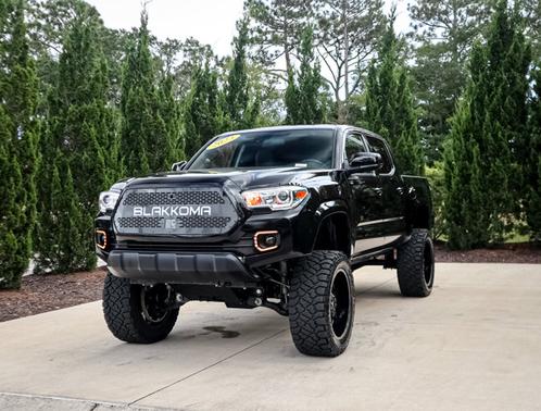 2023 Toyota Tacoma SR