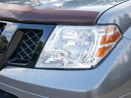 2018 Nissan Frontier SV V6