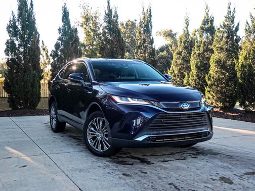 2021 Toyota Venza XLE