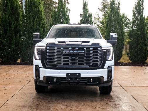 2025 GMC Sierra 2500 Denali