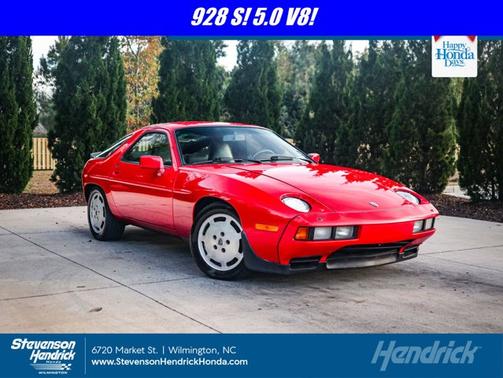 1985 Porsche 928 