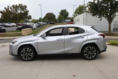2024 Lexus UX 250h Premium