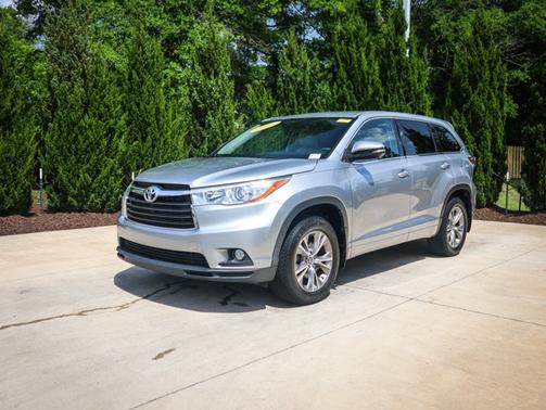 2016 Toyota Highlander LE Plus