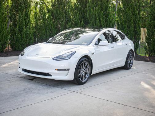 2020 Tesla Model 3 Standard Range