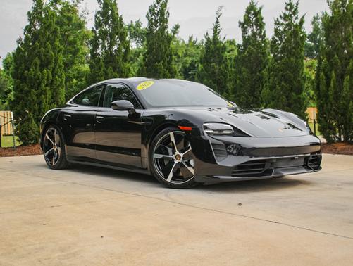 2024 Porsche Taycan Turbo