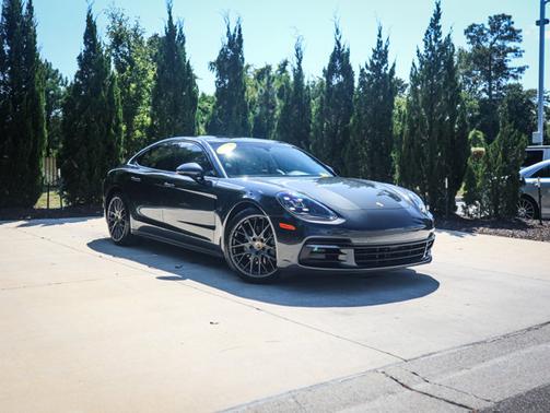 2018 Porsche Panamera 4S