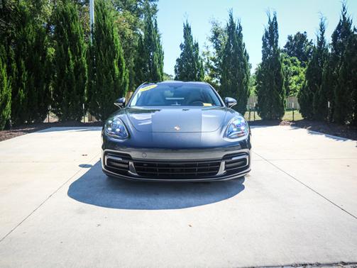 2018 Porsche Panamera 4S