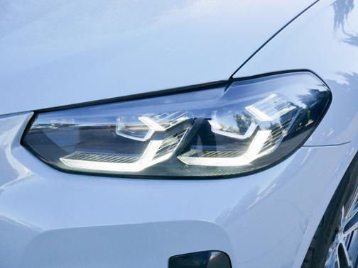2023 BMW X3 M40i