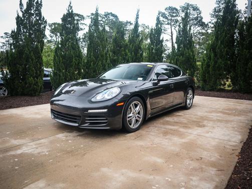 2016 Porsche Panamera 4S