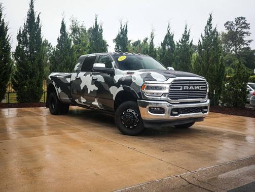 2022 RAM 3500 Laramie