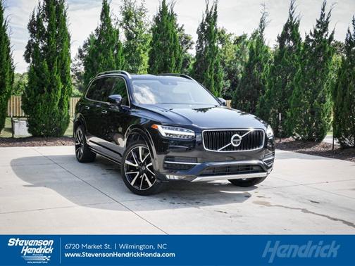 2019 Volvo XC90 T6 Momentum