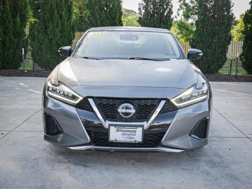 2023 Nissan Maxima SV
