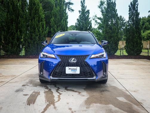 2024 Lexus UX 250h F SPORT Design