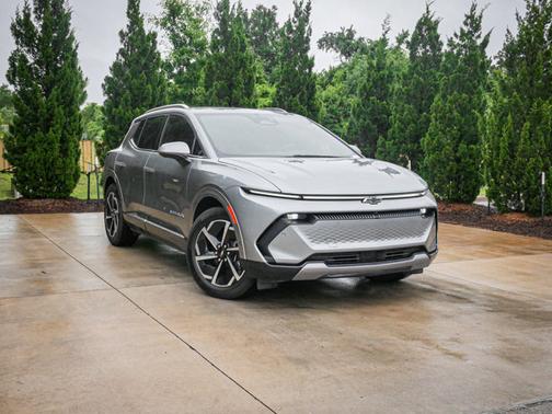 2024 Chevrolet Equinox EV LT