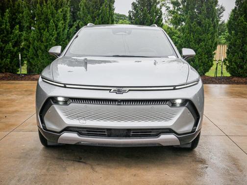 2024 Chevrolet Equinox EV LT