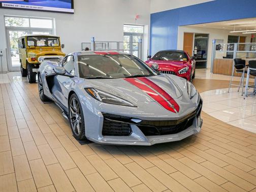 2025 Chevrolet Corvette 2LZ