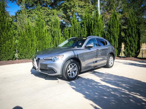 2020 Alfa Romeo Stelvio 