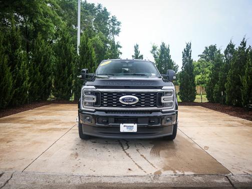 2025 Ford F-450 Platinum