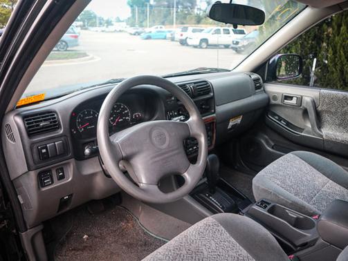 2002 Isuzu Rodeo LS