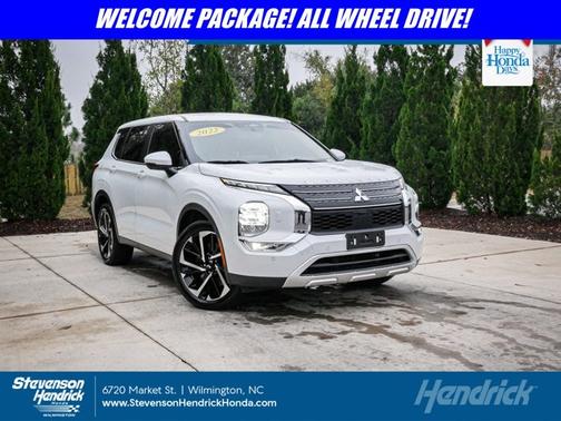 2022 Mitsubishi Outlander SE