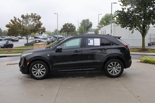 2022 Cadillac XT4 FWD Sport