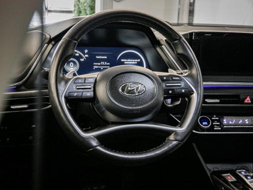 2022 Hyundai SONATA Limited