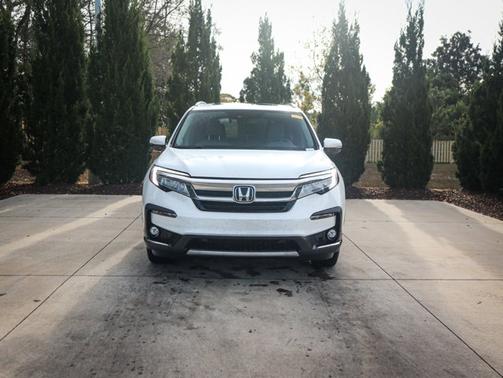 2021 Honda Pilot Touring 8-Passenger