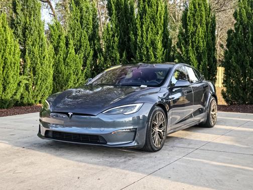 2022 Tesla Model S Plaid