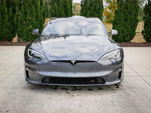 2022 Tesla Model S Plaid