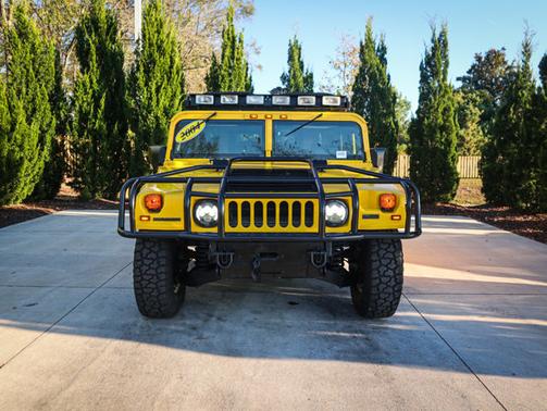 2004 Hummer H1 