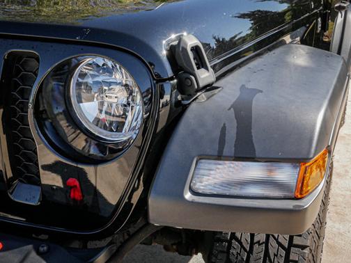 2022 Jeep Wrangler Sport