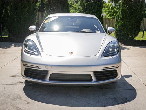 2025 Porsche 718 Cayman