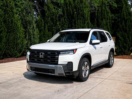 Platinum White Pearl 2026 Honda Pilot EX-L