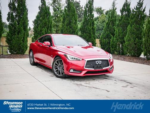 2017 INFINITI Q60 3.0t Red Sport 400