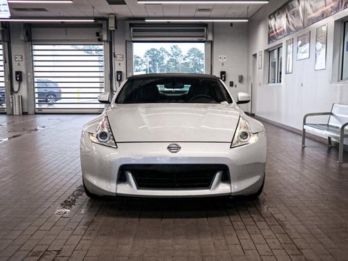 2010 Nissan 370Z Touring