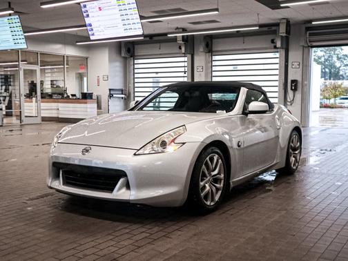 2010 Nissan 370Z Touring