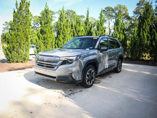 2025 Subaru Forester Premium