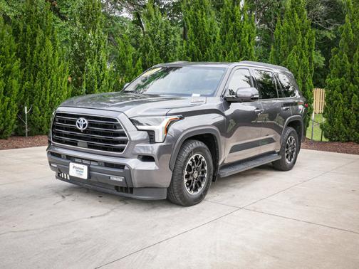 2023 Toyota Sequoia SR5