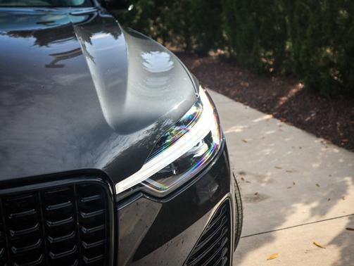 2025 Volvo XC60 Plus