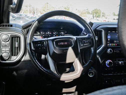 2022 GMC Sierra 2500 AT4