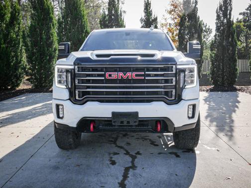 2022 GMC Sierra 2500 AT4