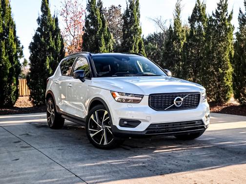 2021 Volvo XC40 R-Design