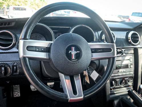 2007 Ford Mustang GT Deluxe