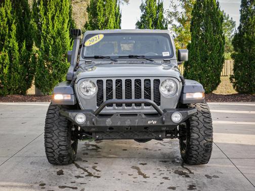 2021 Jeep Gladiator Sport