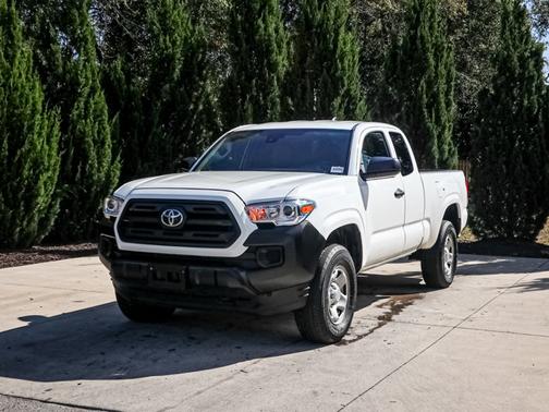 2019 Toyota Tacoma SR