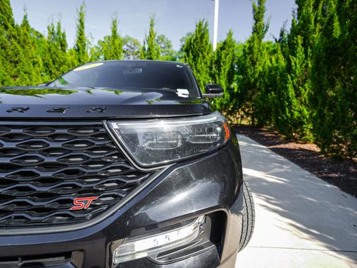 Agate Black 2022 Ford Explorer ST