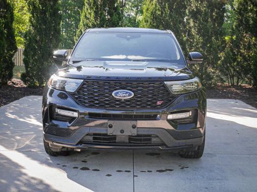 Agate Black 2022 Ford Explorer ST